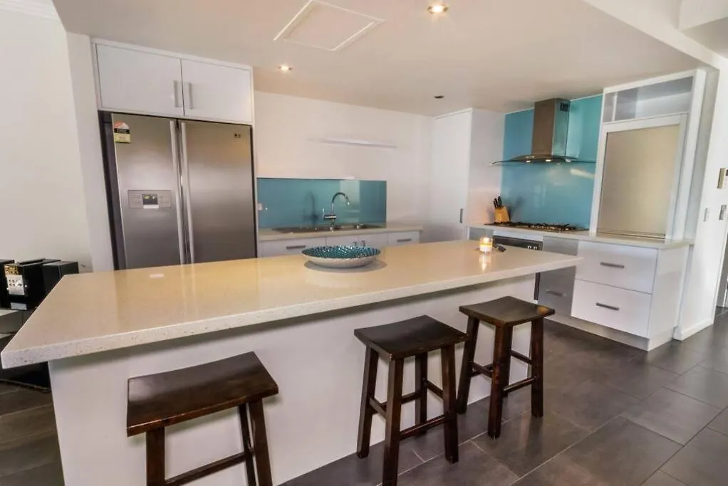Turquesa At Island Views—Beachfront Resort Living Palm Cove 0*,  Australien